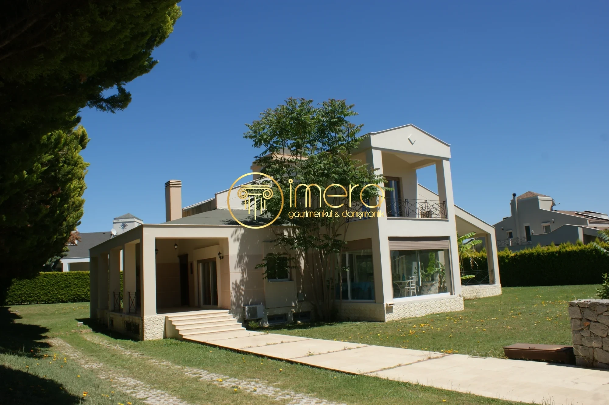 URLA İTOKENT'TE KİRALIK FULL EŞYALI MÜSTAKİL VİLLA
